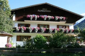 Отель Haus Alpina  Хезельгер